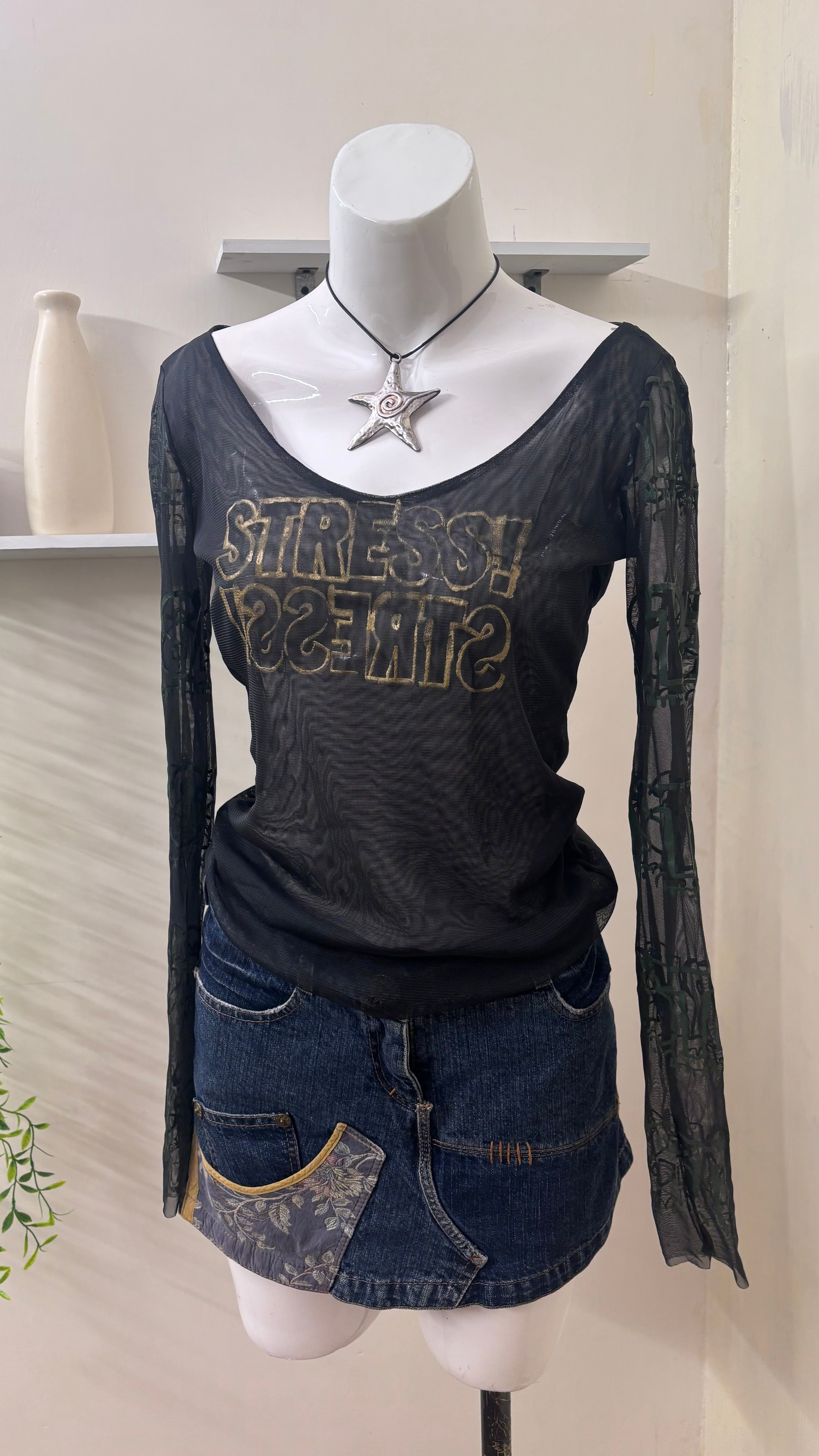 mesh pullover