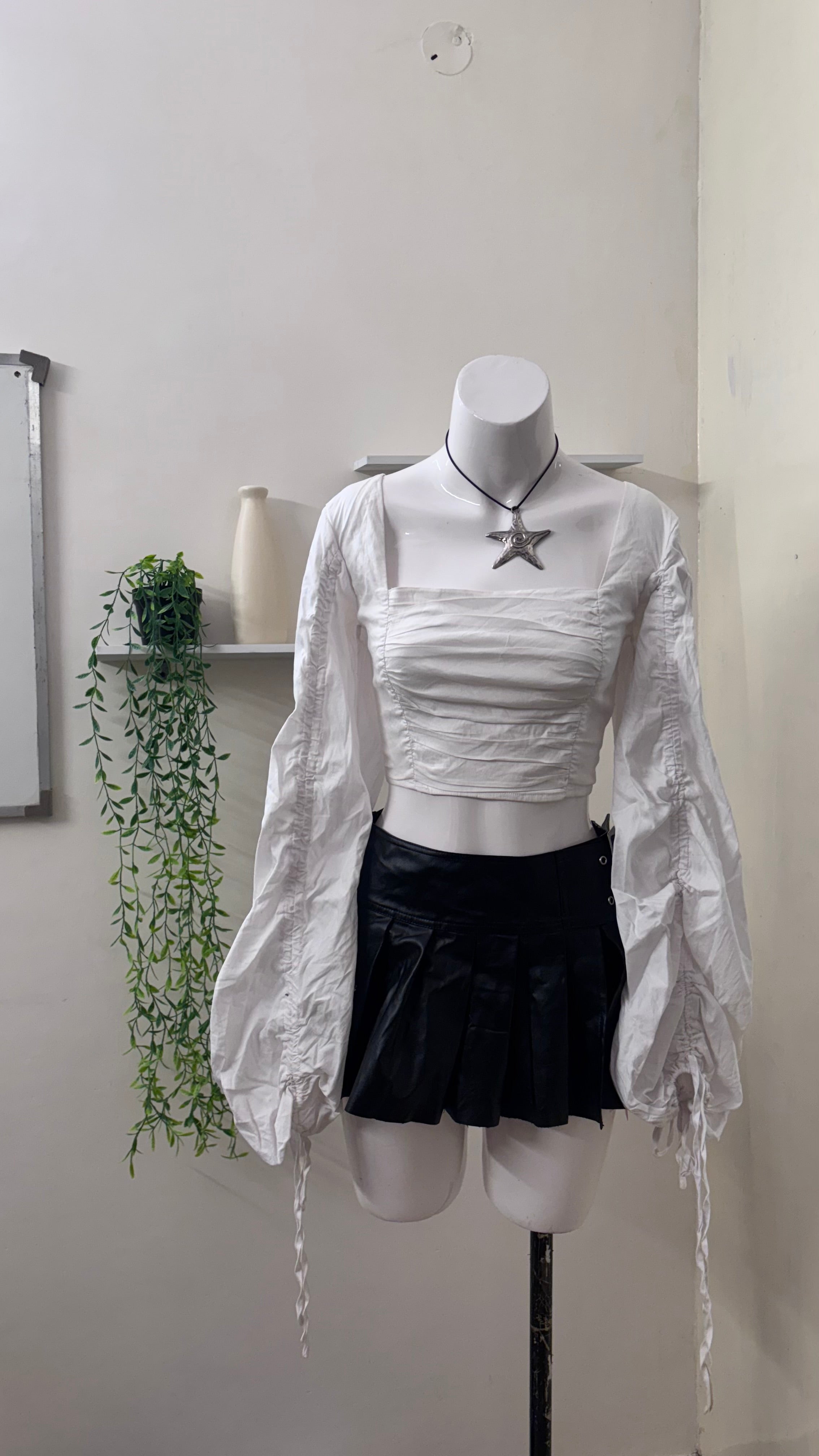 puffy white top
